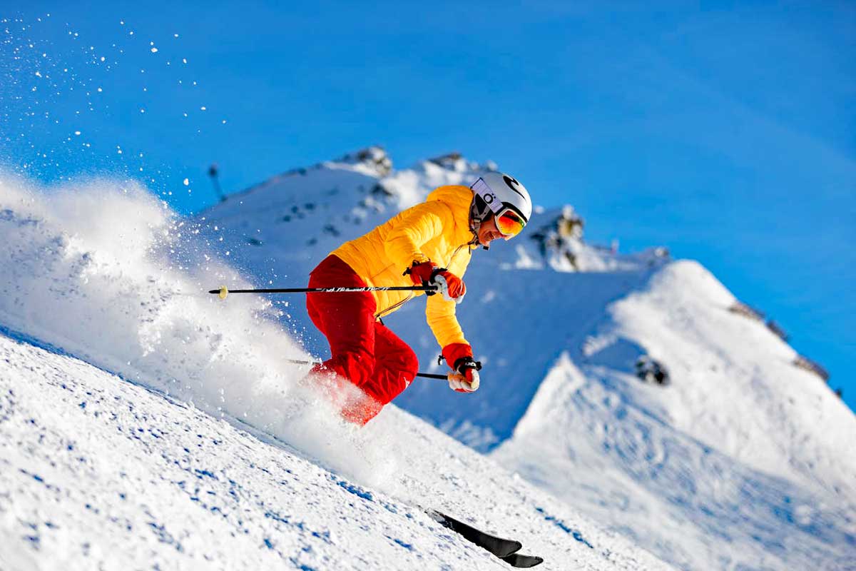 ¿Es recomendable practicar esquí alpino o snowboard con problemas de rodilla?