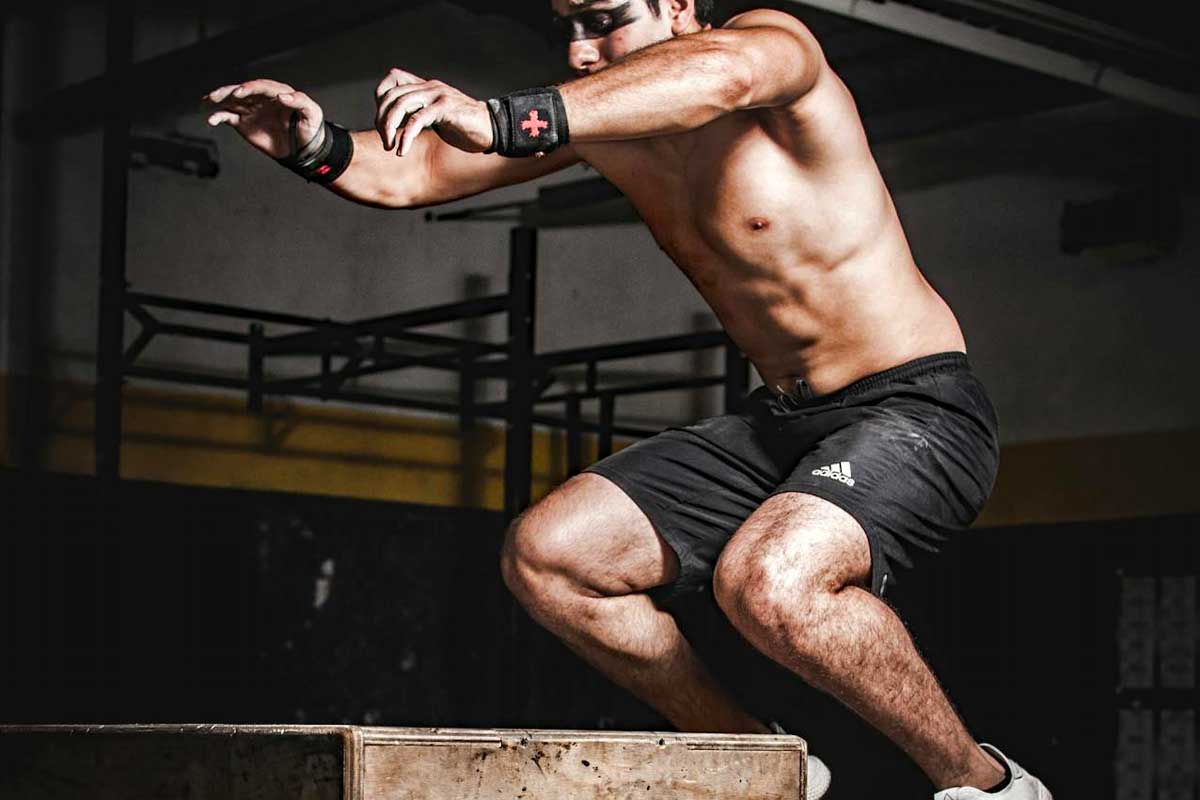 CrossFit: Mehr als nur ein Trend – Faszination und Kontroversen einer Trainingsmethode