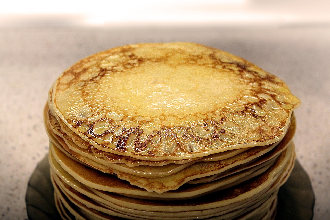 Protein Rich Chickpea Flour Pancakes (Vegan & Gluten-Free)